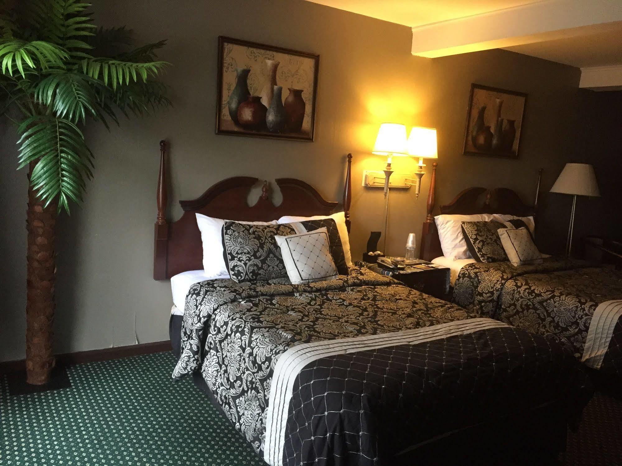Hamilton Inn 斯特布里奇 外观 照片