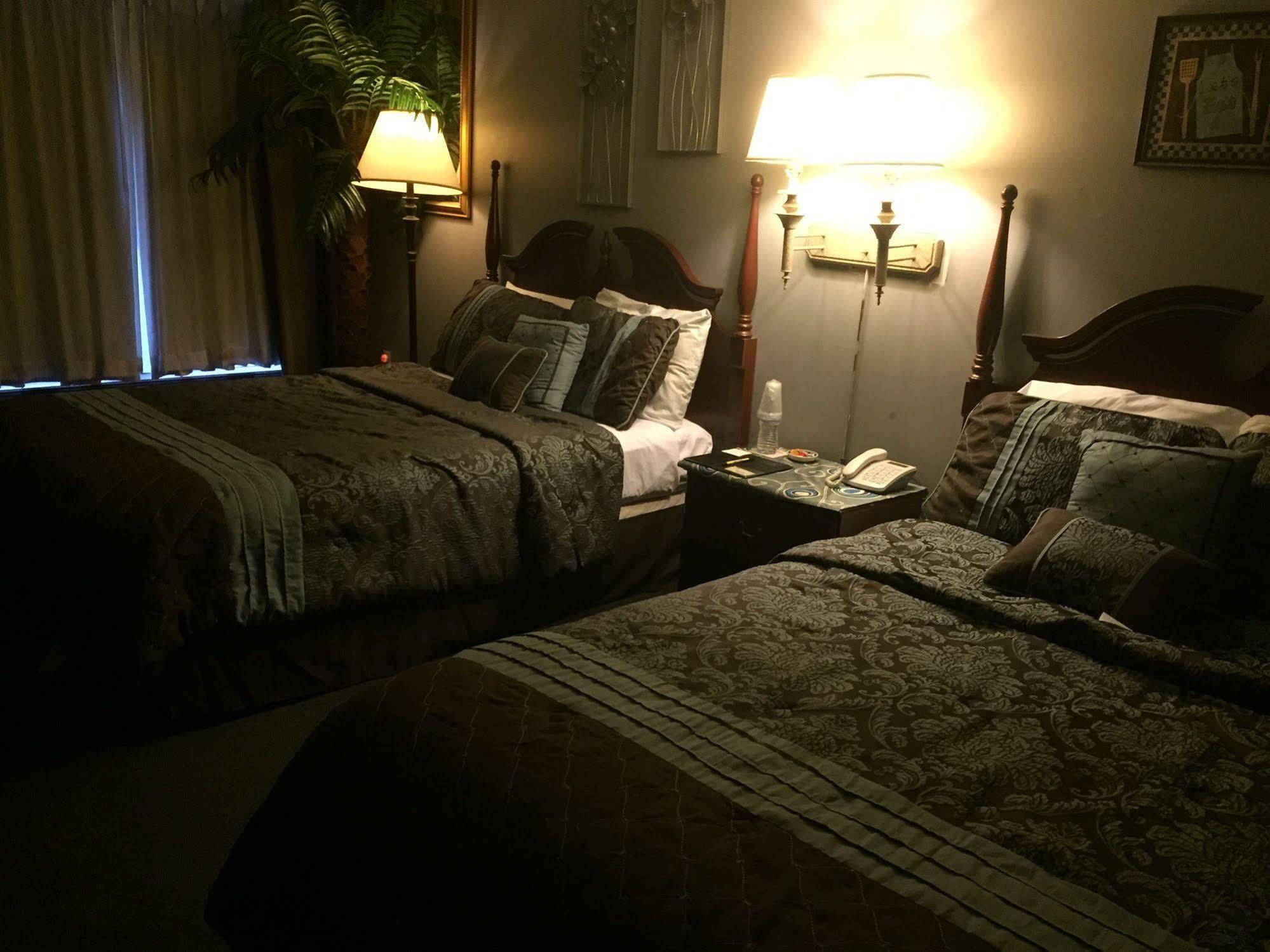 Hamilton Inn 斯特布里奇 外观 照片