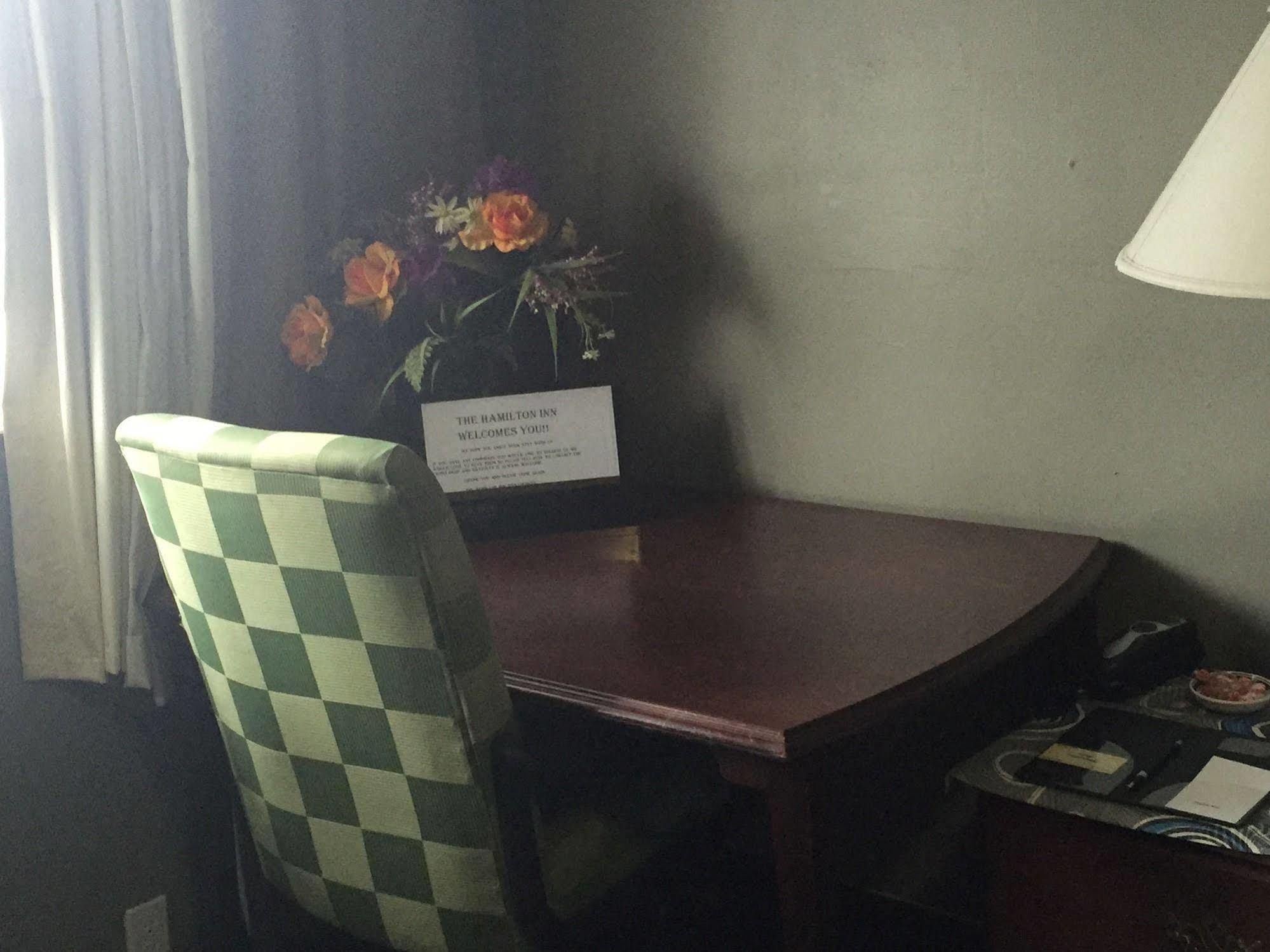 Hamilton Inn 斯特布里奇 外观 照片