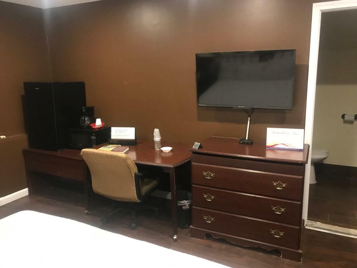 Hamilton Inn 斯特布里奇 外观 照片